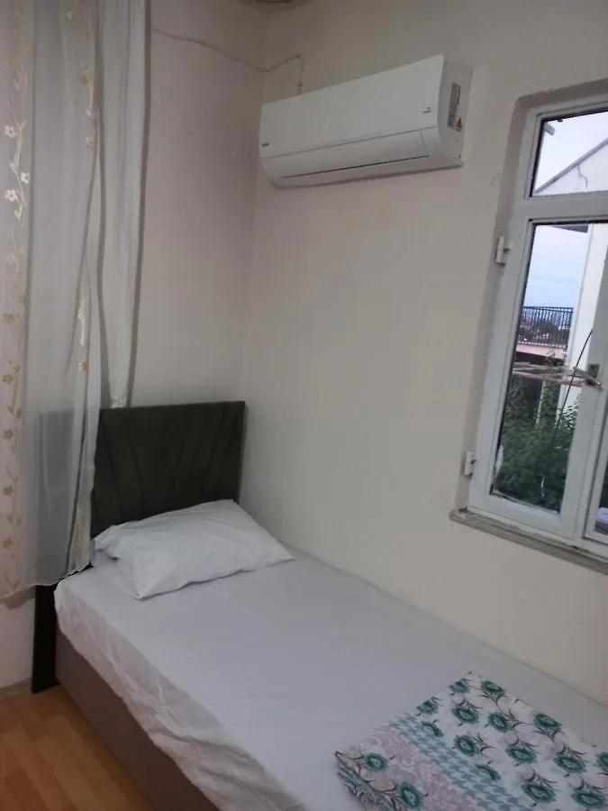 Adventurous Local Hostel Φετιγιέ