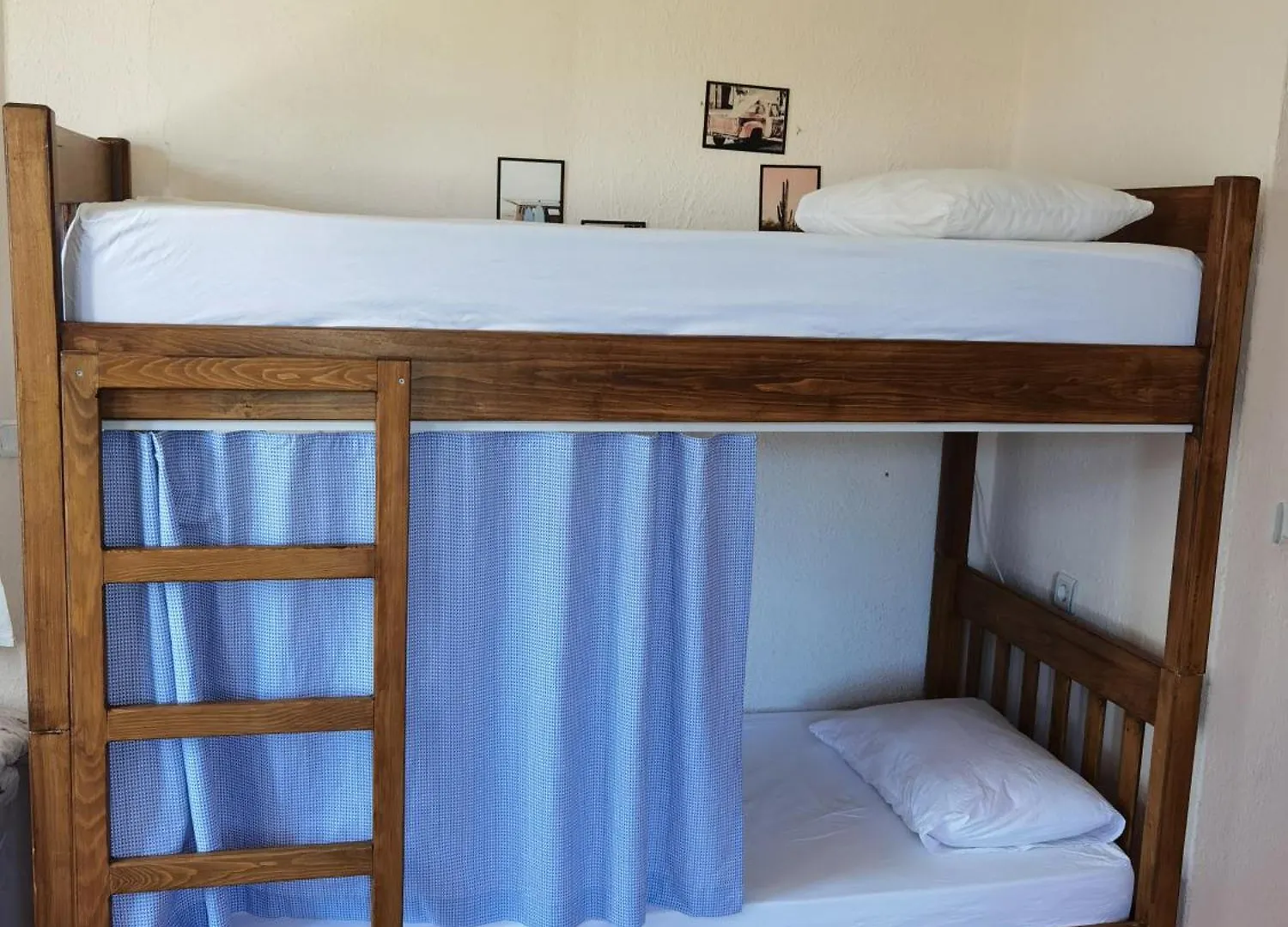 Adventurous Local Hostel Φετιγιέ
